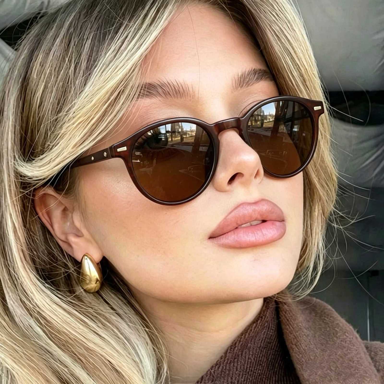 Occhiali da sole Vintage Punk Rotondi Occhiali da sole vintage Donna Retro Luxury Designer Occhiali da sole per donna Oculos De Sol Shades UV400T260