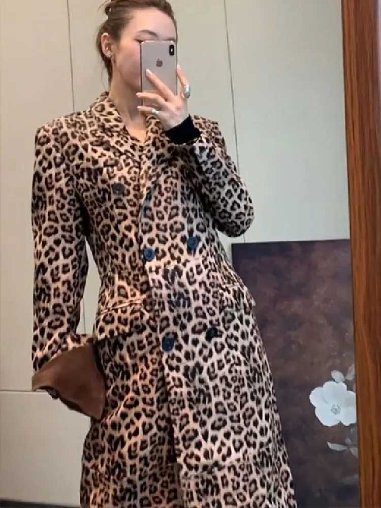 Ladies Elegant Double Office Breasted Long Coat New Autumn Vintage Personty Leopard Print Trench Women High Strt Overcoat M260922