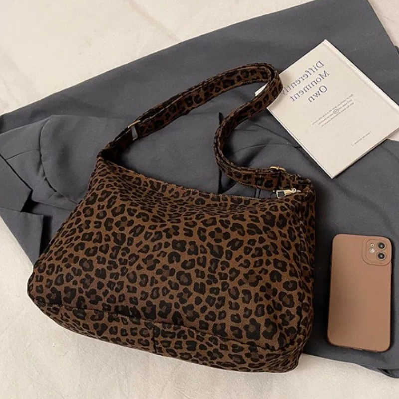 Cross Body Trendy Casual Soft Textile Women's Shoulder Bag Large Capacity Leopard Print Female Crossbody Bag For Commute Outings D260923