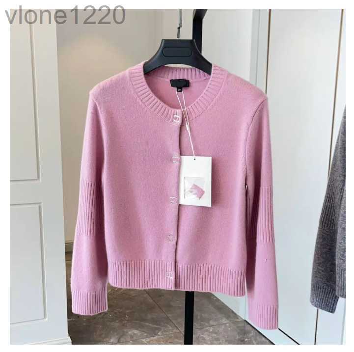26SS designer new style womens knitted cardigan sweater letter button decoration spring and summer high quality womens top Asian size S-XL