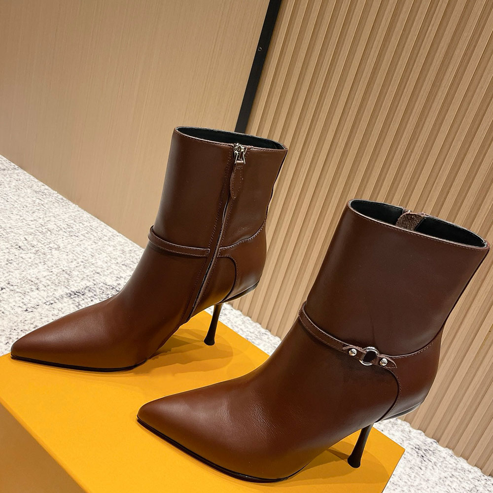 6Am Ankle Boot Luxury Designer Calf Leather Boots 1AIUKZ Side Zip Casual Womens Knight Boot Pointed Toe High Quality Brand Autumn Winter Boot Leathe