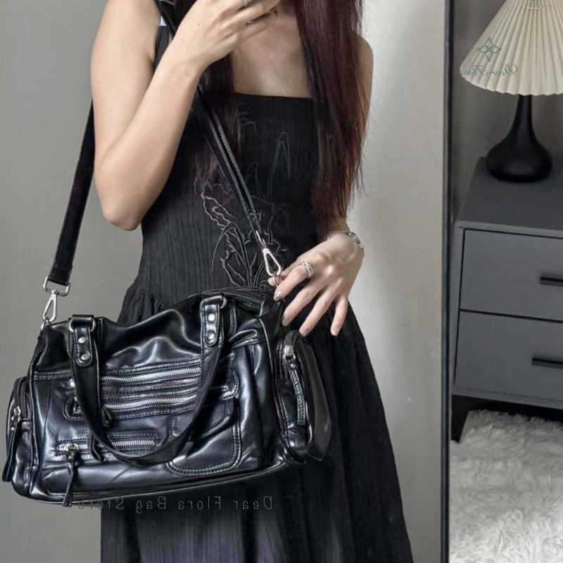 Cross Body Y2k Women Black Vintage Shoulder Bag Punk Gothic Crossbody Bags Multi Pocket PU Leather Tote Bag fashion Large Capacity Handbags D260923
