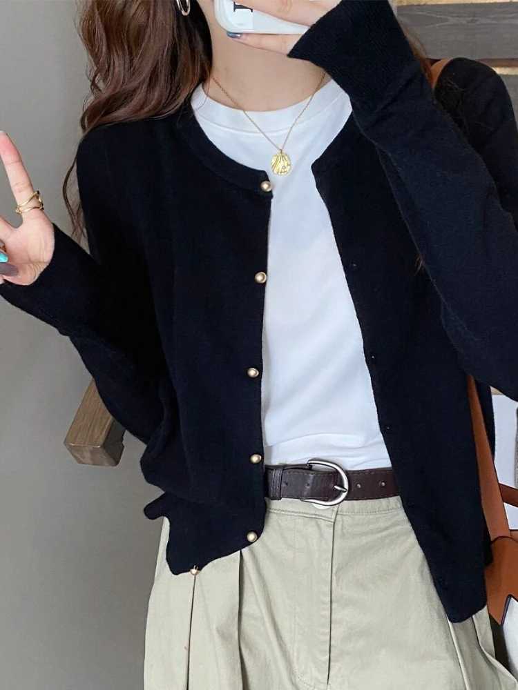 Women's Sweaters Zjaiss Thin Long Sleeve Designer Style Sweater 2026 Autumn Winter Grey Knit Women Cardigan Outerwear Early Fall Solid Tops H26