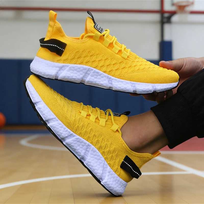 Casual Shoes Men's Yellow Knit Running Shoes Lightweight Breathable Sneakers Non-slip fashion Casual Sports Shoes for Gym Outdoor New Arrival D