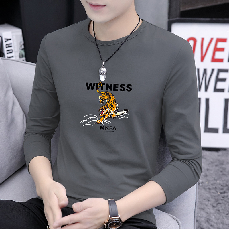 2026 new long-sleeved T-shirt for men, trendy and youthful, a single piece of outerwear, autumn top with tiger head print, base layer shirt