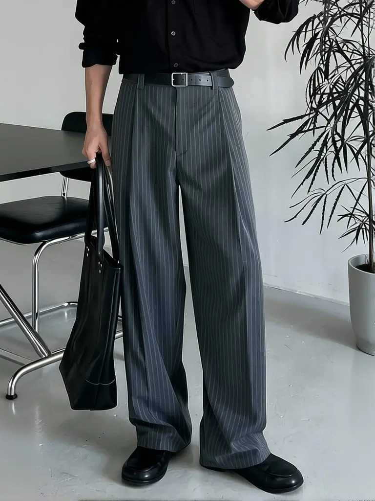 Minimalist Gray Striped Wide Leg Trousers Men Vintage Ice Silk Suit Pants Work Wear Old Money Straight Casual Loose Trousers C260923RKLQ