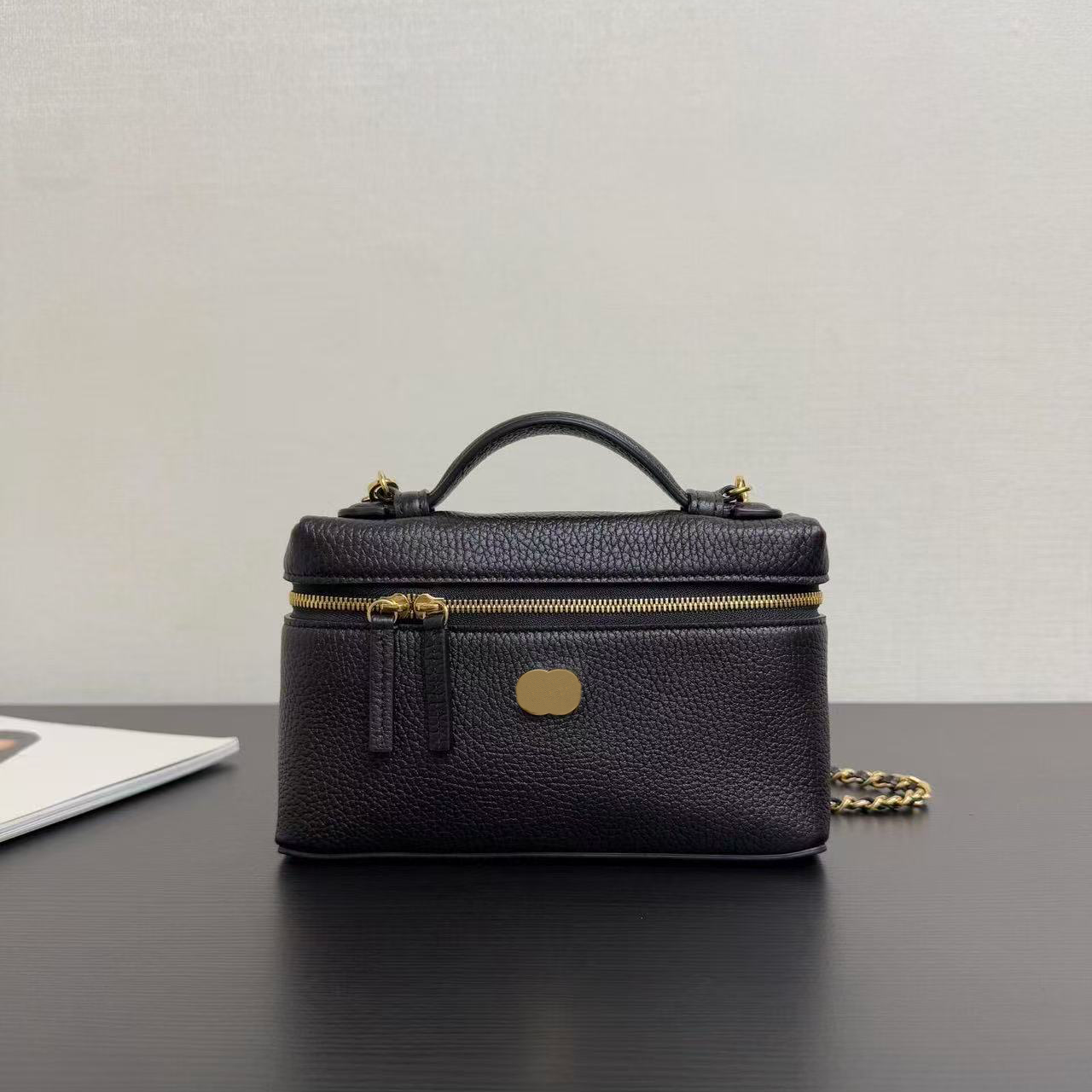 Womens leather makeup box high quality 7A Designer bags Underarm Evening Bags high capacity 26s new product crocodile grain Spring and summer season