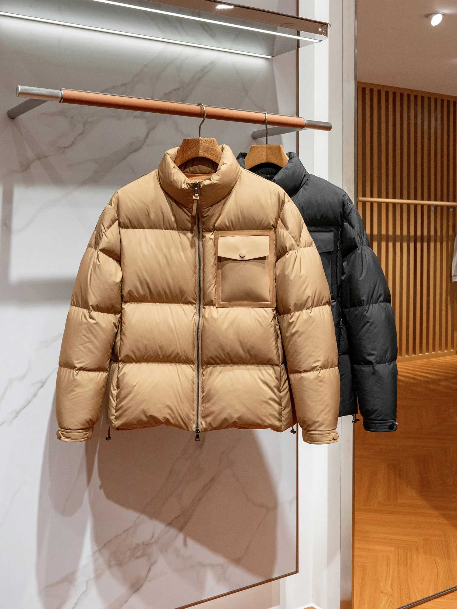 Gentleman Parkas Men's Selection Down Quilted down Jacket Warm Lightweight White Duck down Winter Coat with Lapel Bread Design for Men C260922