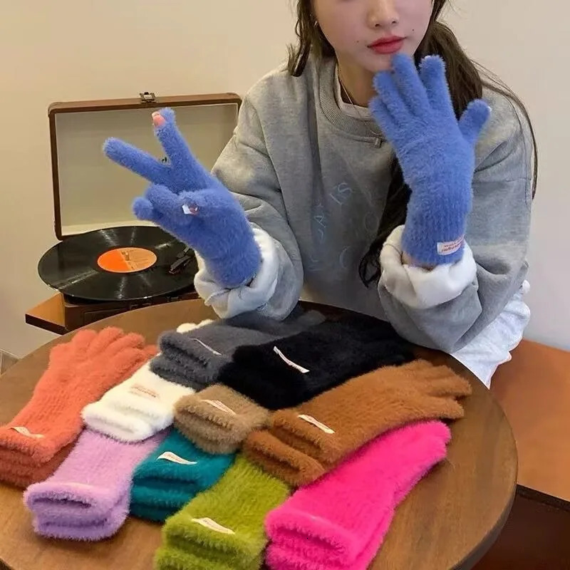 Solid Winter Soft Mink Fleece Gloves Women Plush Knitted Warm Gloves Wrist Mittens Outdoor Driving Ski Full Finger Gloves Gift 260923