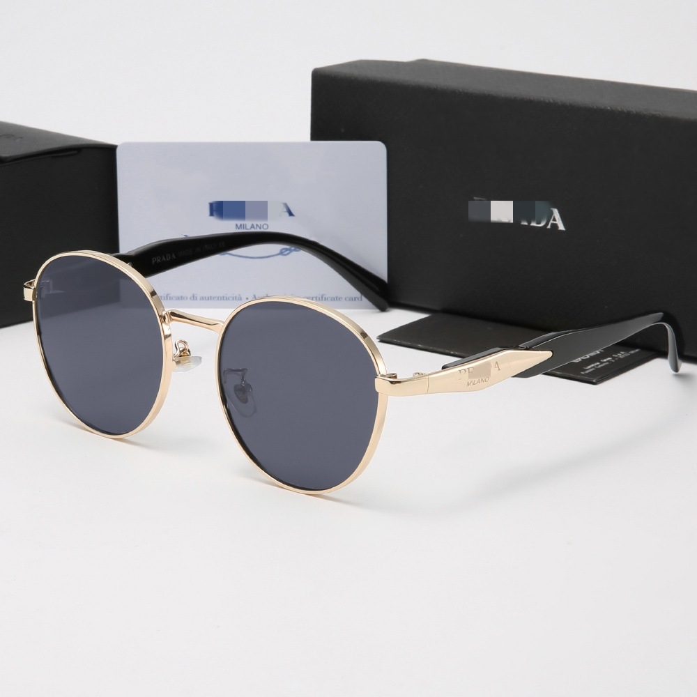 2026Hot Selling Green Metal Frame Oval Party Sunglasses For Women's Aesthetics Brand Designer Neutral Summer Sunglasses UV400