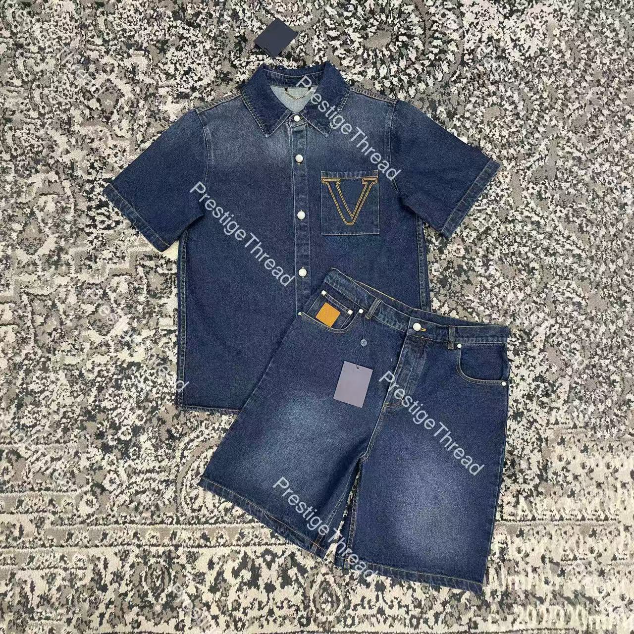 2026 Fall/Winter New Designer Men's Set: Polo Collar Denim Short-Sleeve Jacket with Chest Pocket Embroidered Letter Logo and Denim Shorts