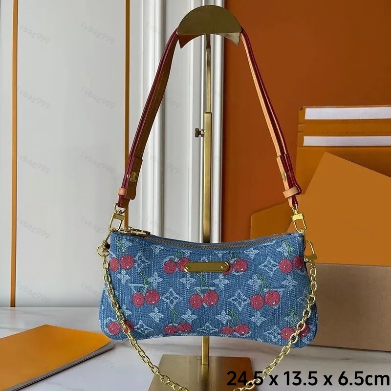 2026 10A Luxury Designer Bags Pochette Hills For Women High Quality Old Flower Pressing Black Clutch Fashion Summer Medium Handbag Tote Purse Beach