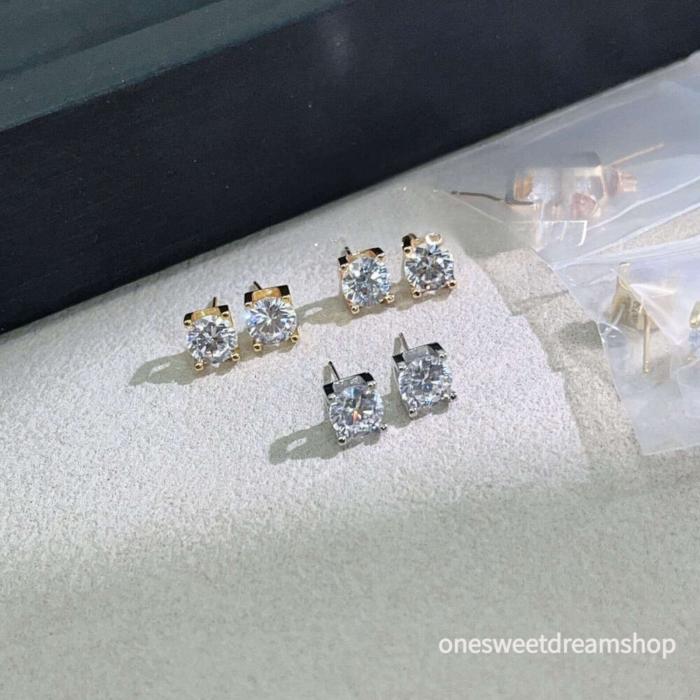 designer ca rt i ers earring Real shot of Kajia bull head diamond earrings for women, 18K gold plated, popular in Europe and America, same style ear