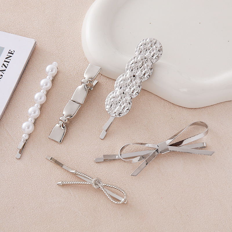 Korean-style new pearl clip set for women including straight duckbill side bangs clips fashionable and simple hair accessories