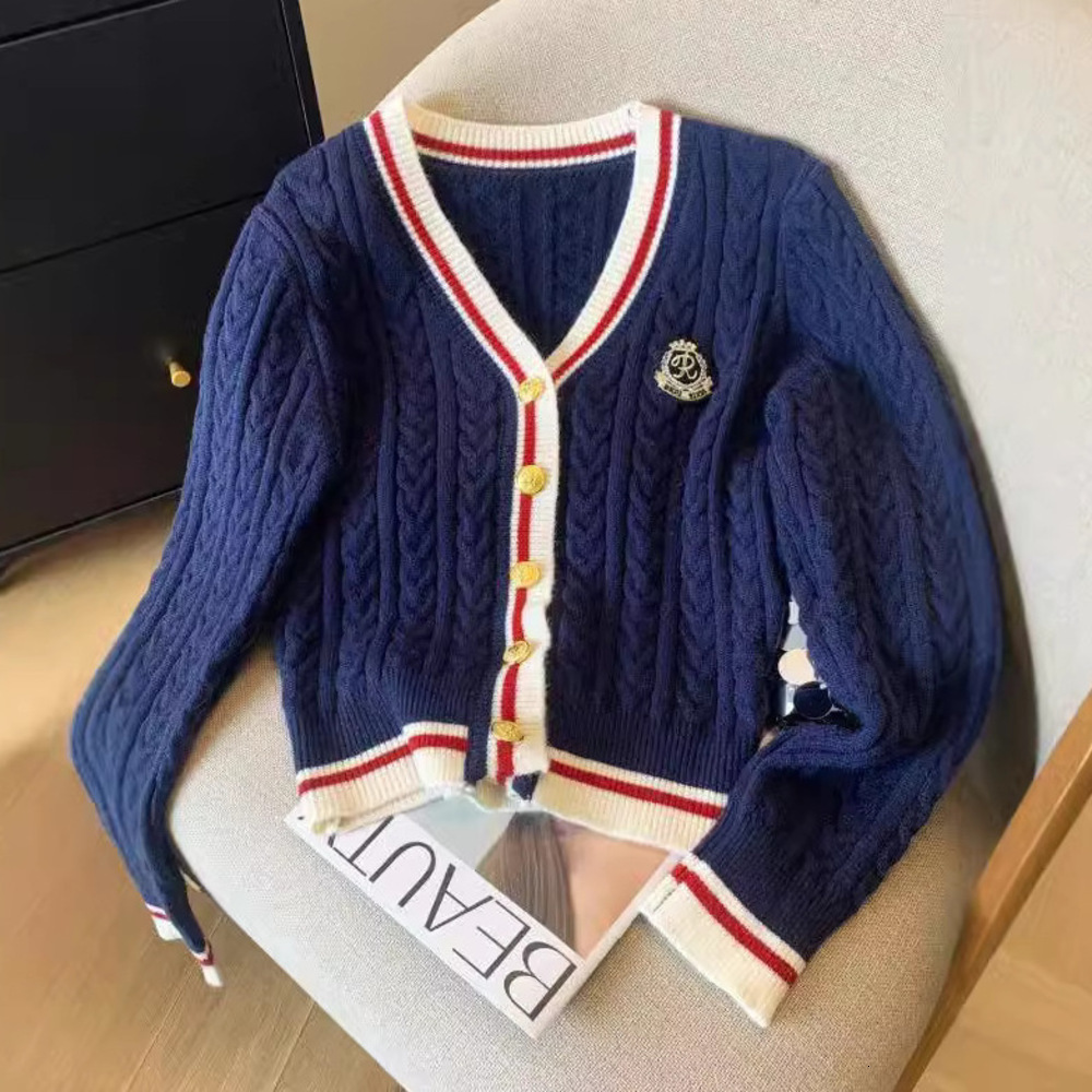 Fall/Winter New Retro College Style V-neck Contrasting Color Knitted Cardigan Stylish and Slimming Plaid Sweater Coat for Women-9