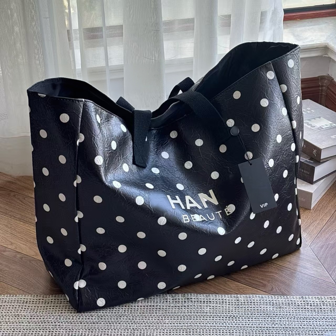 Large Capacity Tote Handbag 45*18*39CM Black With White Polka Dot Print For Daily Commute Shopping