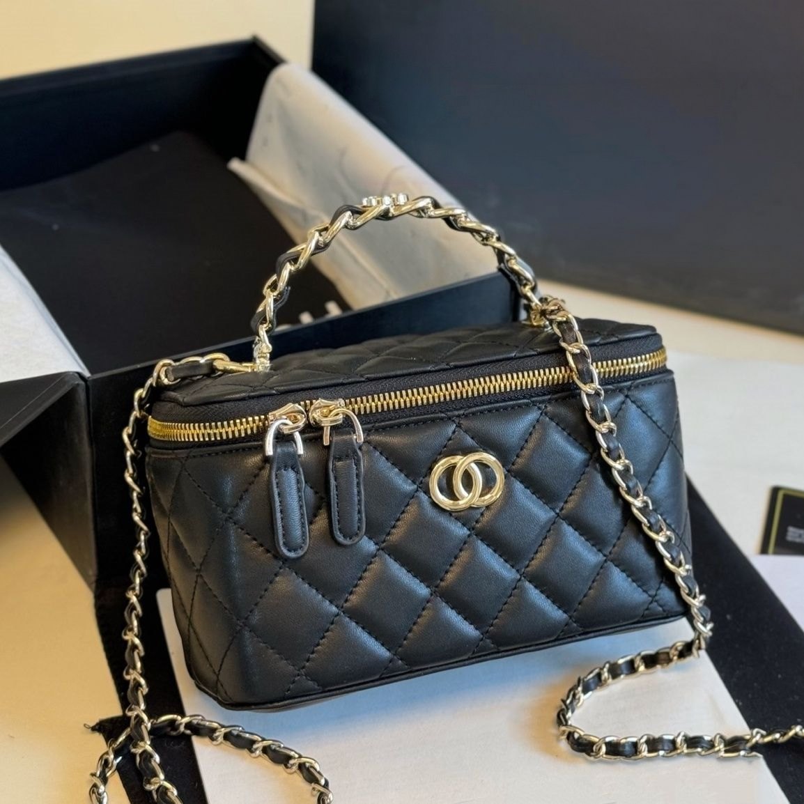 Designer Cosmetic Vanity Bag Mirror Bag Mini Makeup Bag With Crossbody Design Women's Trendy Small Handbag Travel Toiletry Organizer Luxury Bag