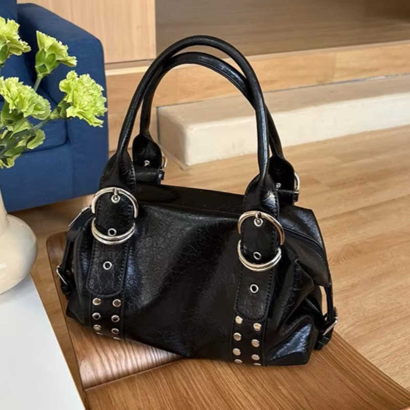 Cross Body fashion women Shoulder Bag PU leather Hot motorcycle bag bolsa feminina female Underarm Bag ladies big handbag Black D260923