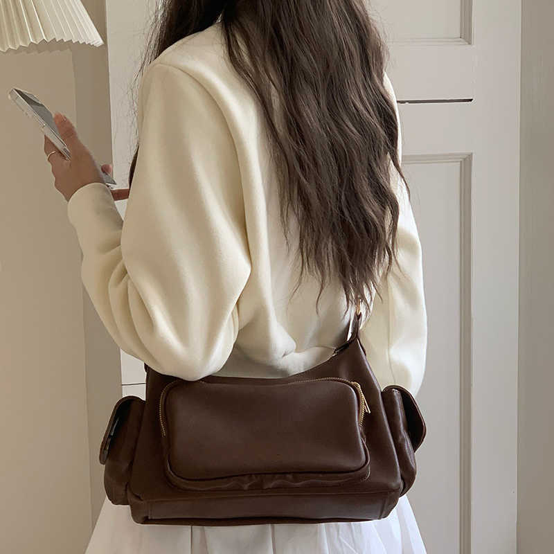 Cross Body Korean Style Niche Design Black Vintage Commute Bag Women Daily Casual Versatile Shoulder Bags fashion Lady Valentine Day Gifts D260923