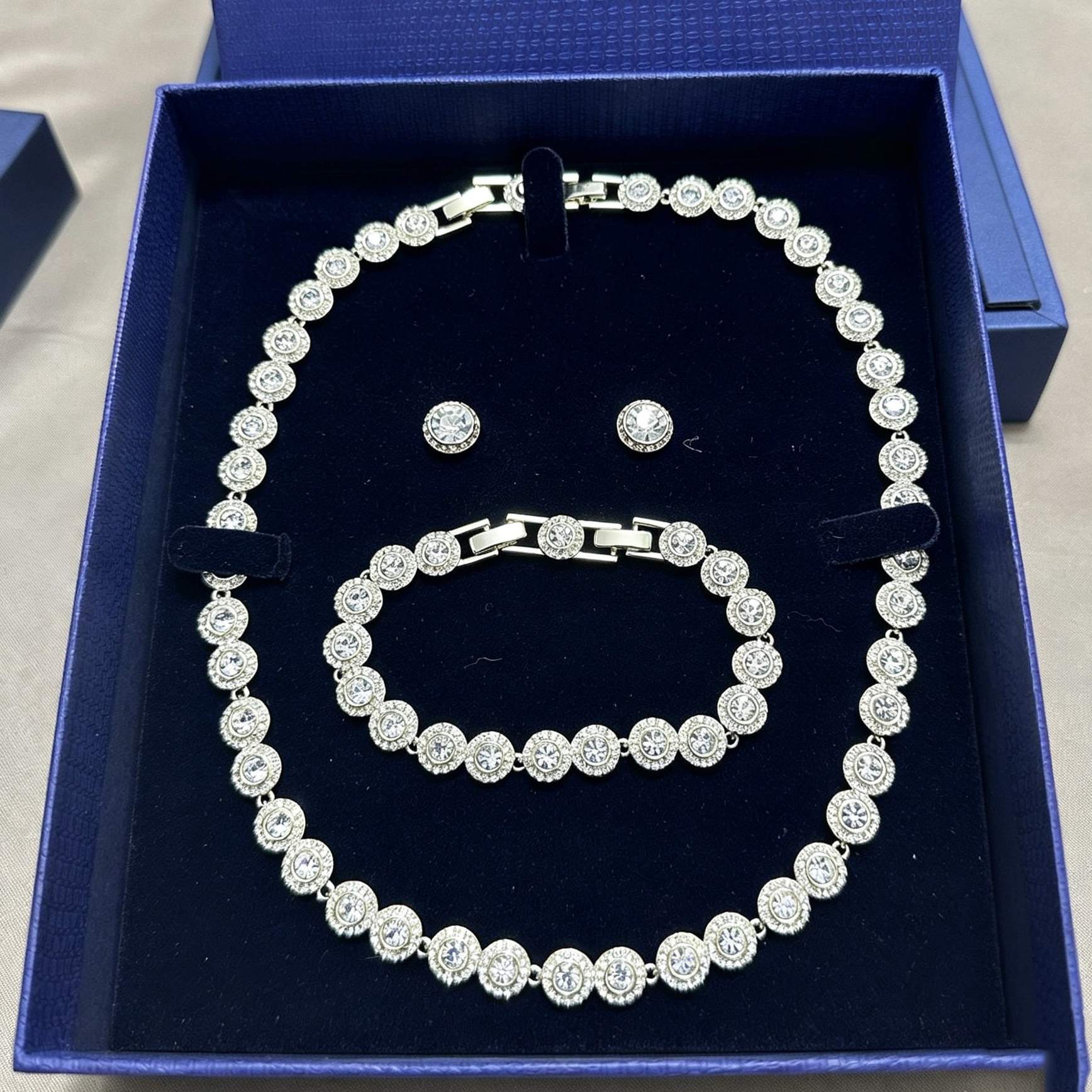 necklace designer jewelry women high quality Una series round button full diamond necklace bracelet earring three piece set with diamond studded col