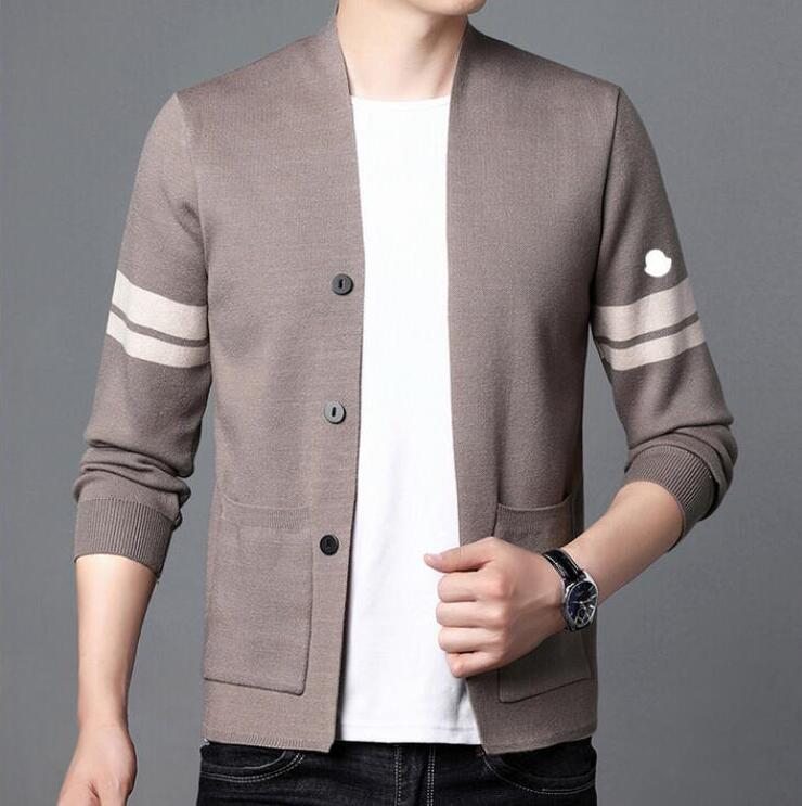 Designe cardgian sweater men's woolen blend V-neck knitted sweater business stylish solid color long sleeved bodywarmer clothing outwear
