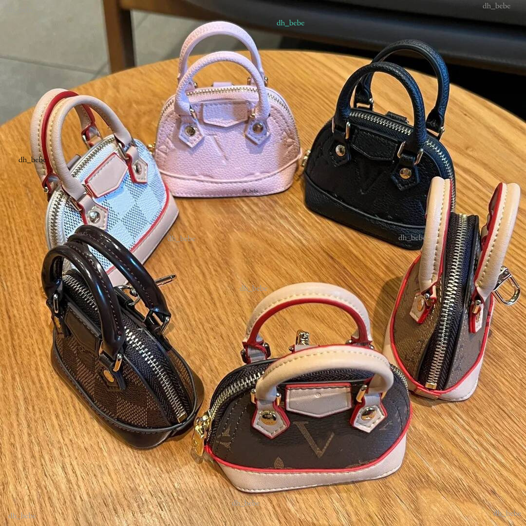 Keychains Lanyards With box Mini Shell Bag Keychain Charm Coin Purses Party Palm Springs Cowhide card holder Zippy Pouch for Womens Gift
