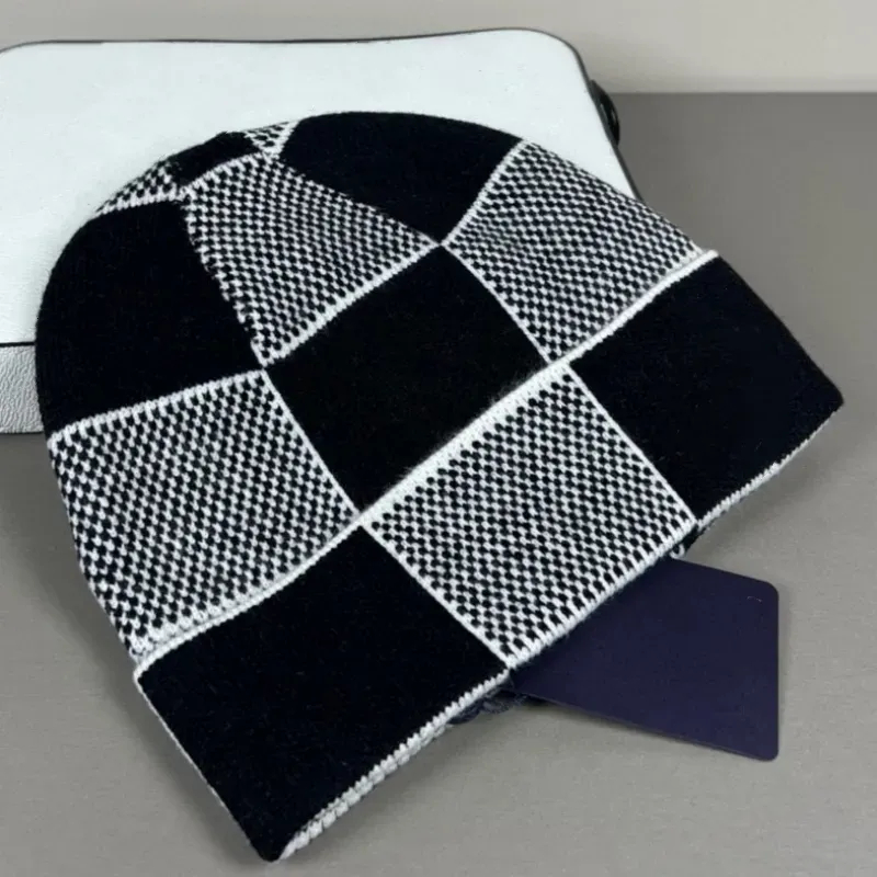 2026 Beanie Winter Knitted Beanie Fashion Cap Bonnet Dressy Autumn Hats For Men Skull Outdoor Womens Hat Travel Skiing Knitted Hat Hot High Quality