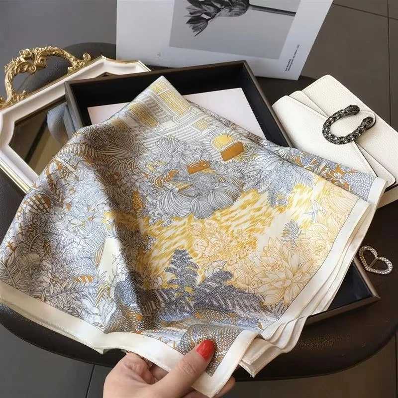 Lady Scarves Scarf High-end Silk 70*70cm Silk Square Scarf Women Soft Satin Hairband Neckerchief Tie Female Headband Foulard Bag Ribbon N260922