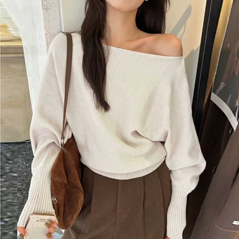 Women's Sweaters New Long Sleeve Slash Neck Knitted Sweater Women Pullovers Black Sweaters Knit Sweater Pullover Women Tops Sueter Feminino Q30