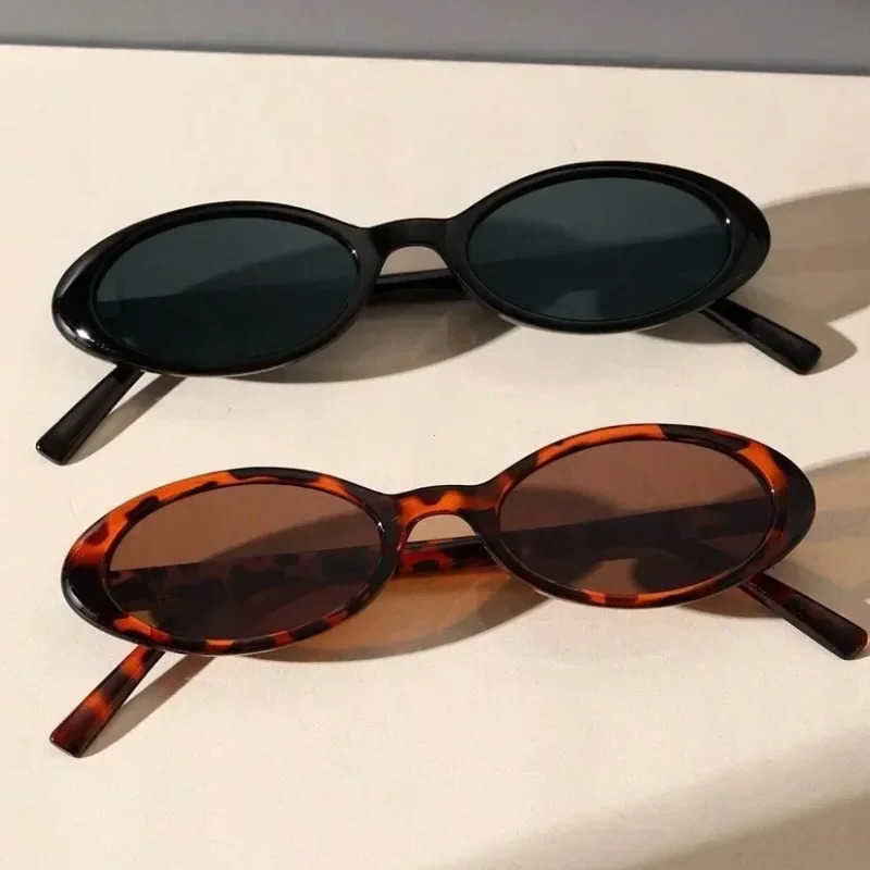 2024 Women's Sunglasses Vintage Oval Sunglasses Luxury Brand Designer Small Oval Sun Glasses Unusual Retro Fashion Women Sun Glasses OculusT260