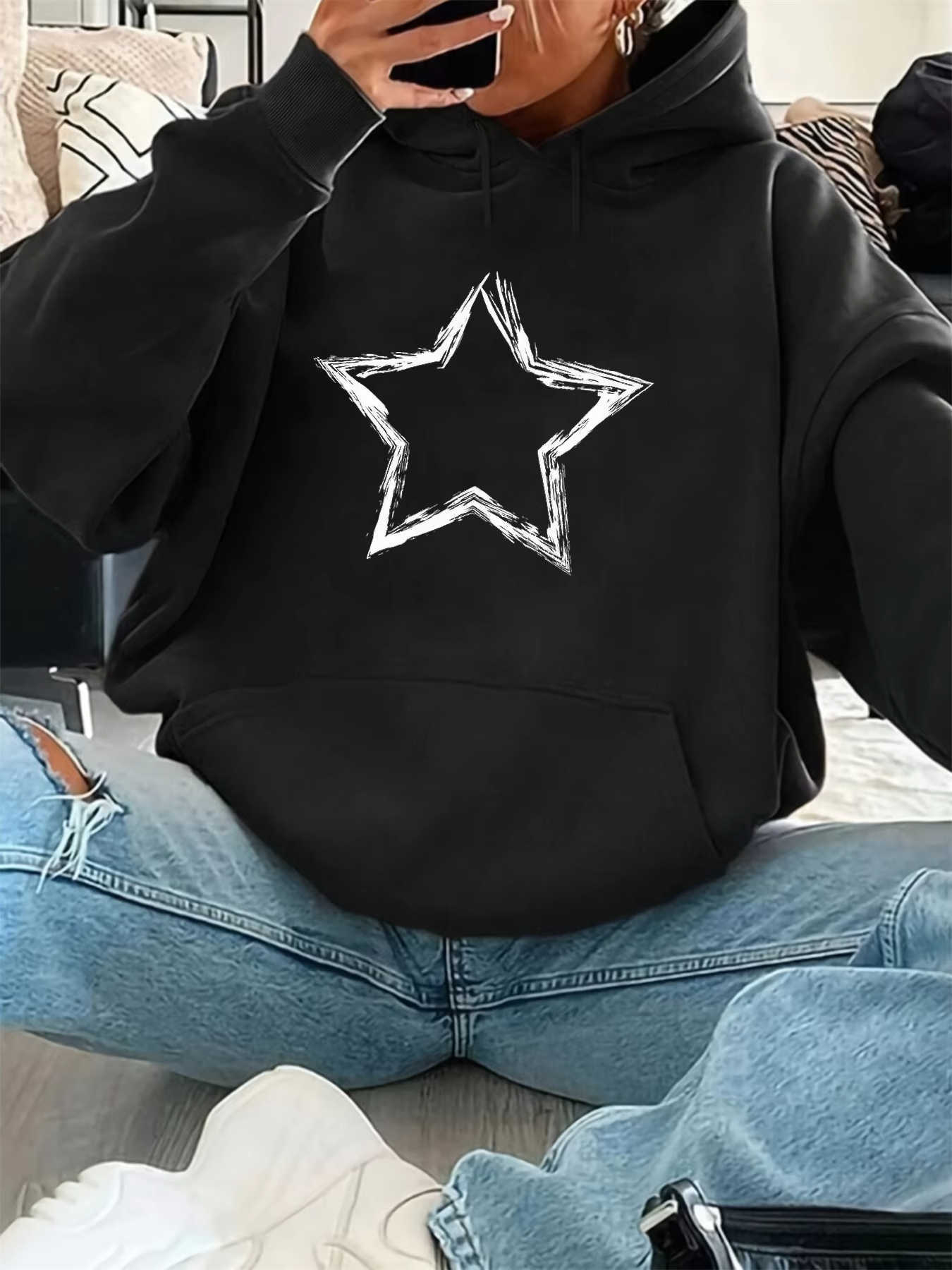 autumn Women's Women's Hoodies Sweatshirts and winter warm and loose casual five pointed star pattern printed velvet long sleeved hooded s