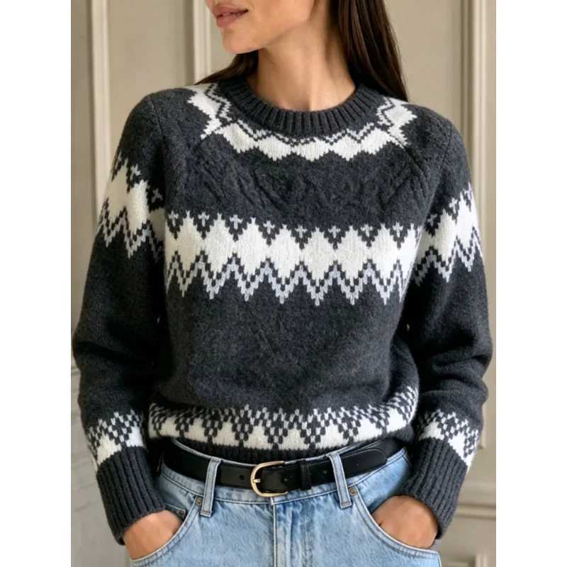 Women's Sweaters New Chic Women Vintage Fair Isle Round Neck Sweater Autumn Winter Lazy Style ColorBlock Embroidered Thick Knit Pullover D26092