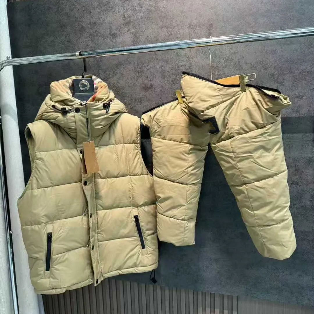 Factory Direct Premium Designer Unisex Puffer Jacket Velcro sleeve patch Down Jacket Men Women Winter Warm Casual Down Jacket With Full Body Embroid