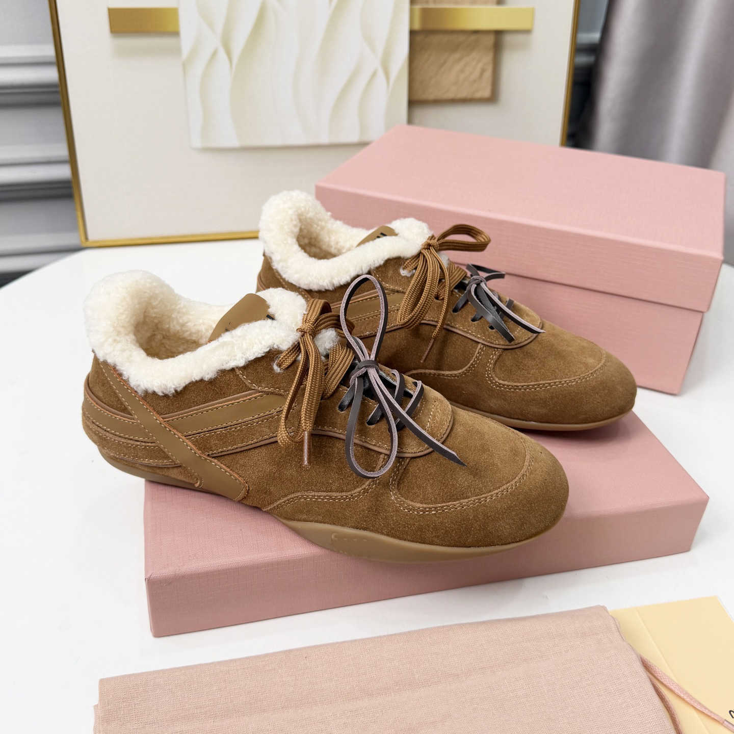 Luxury Winter Fur Women Sneakers Breathable Warm Casual Walking Running Shoes Outdoor Lightweight No-slip Women Snow Sports Shoes 260923