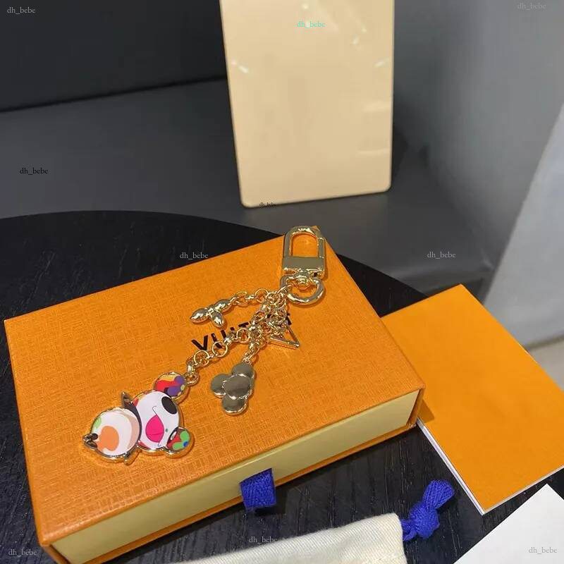 Luxurys designer keychain Panda pendant gold chain Women Buckle jewelry Keyring Bags Pendant couple charm Car Key good Gift