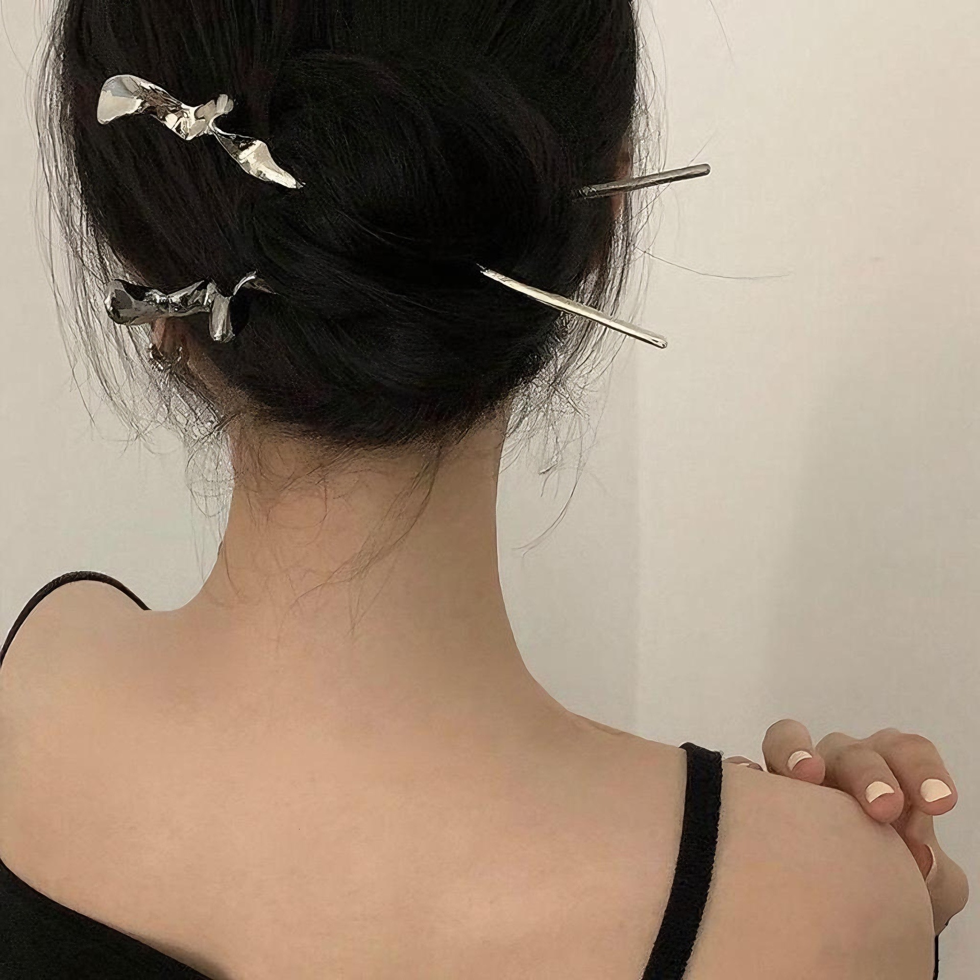 Cool New Chinese Style Metal Hairpin for Women, Simple and Modern Niche Design, Bun Hairpin, Stick, Hair Accessory