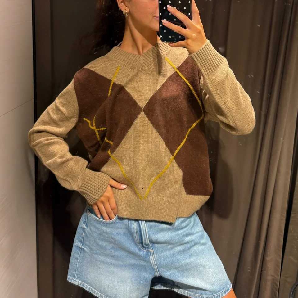 Women's Sweaters Womens Vintage Argyle V Neck Knitted Sweater Casual Long sleeve Loose Geometric Plaid Pullover Tops Preppy Style Outfits D2609