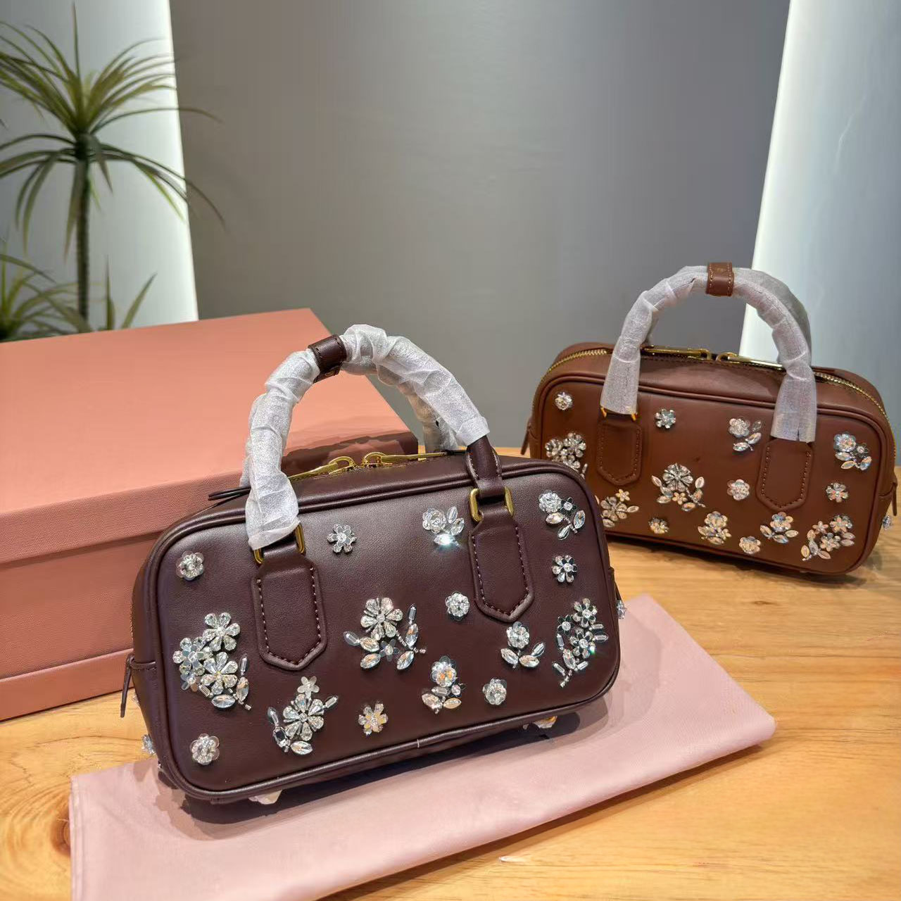 Full Diamond Flower Clusters Arcadie Leather Bag Designer Women Bowling Bag Vintage Handbag Shoulder Crossbody Bag Exquisite Evening Bag Totes