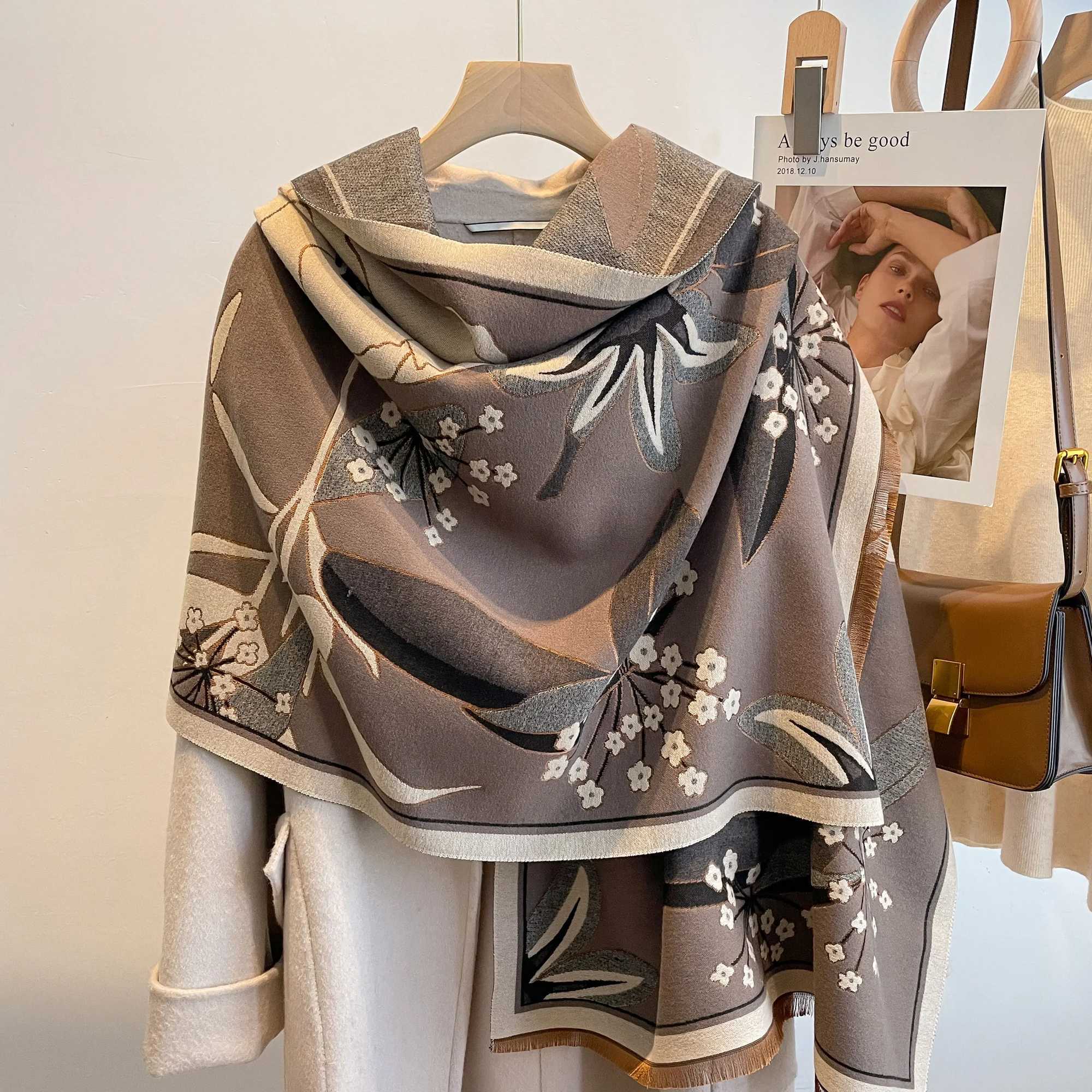 Shawl Pashmina Thick Winter Warm Blanket Poncho Stoles Print Cashmere Scarf Women Travel Wraps Bufanda Female 2023 Luxury Z260922