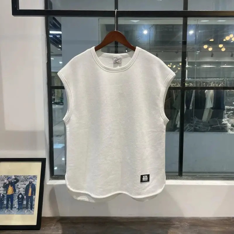 American retro sleeveless T-shirt men loose and fashionable loose and versatile solid color vest top 260922