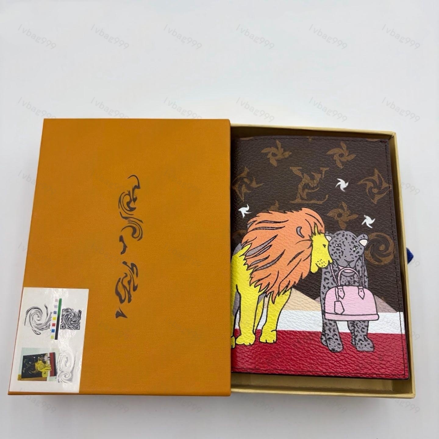 2026 New 5A High Quality Unisex Luxury Designer Wallet Vintage Monogram Canvas Passport Credit Card Cover Men Women Travel Passport Purse Card Holde
