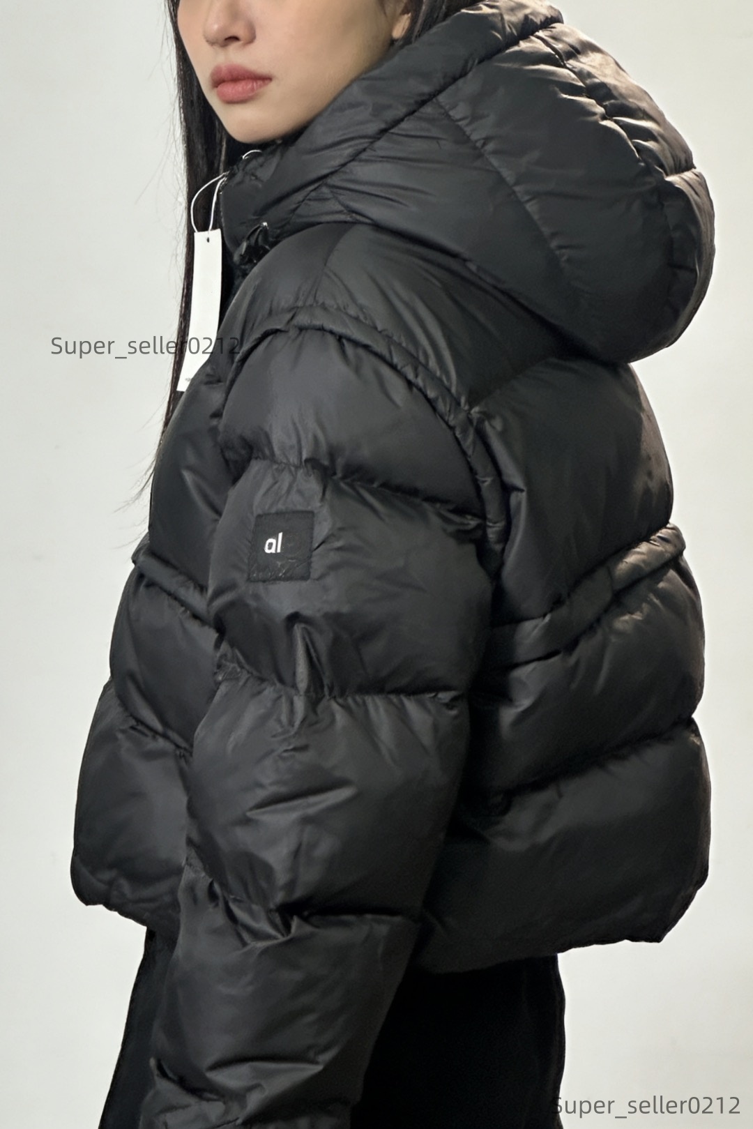 Hot Sale Women Puffer Jacket Yoga Designer Women Down Coat Cropped Hooded Warm Quilted Short Winter Outerwear Casual Padded Coat Fashion Women'