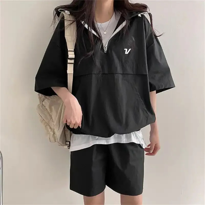 Korean Fashion Casual Golf Set Short Sleeve Top and Shorts 2 Piece Womens 2026 Summer Loose Hooded Sports Clothing 260922