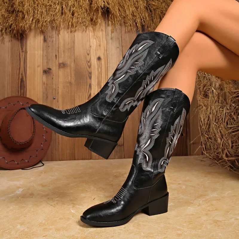 Designer Embroidered Boots 2026 Fashion Women Boots Suede Handmade Pointed Toe Mid Heel Autumn Winter Shoes New Western Cowboy Retro Botas J260922