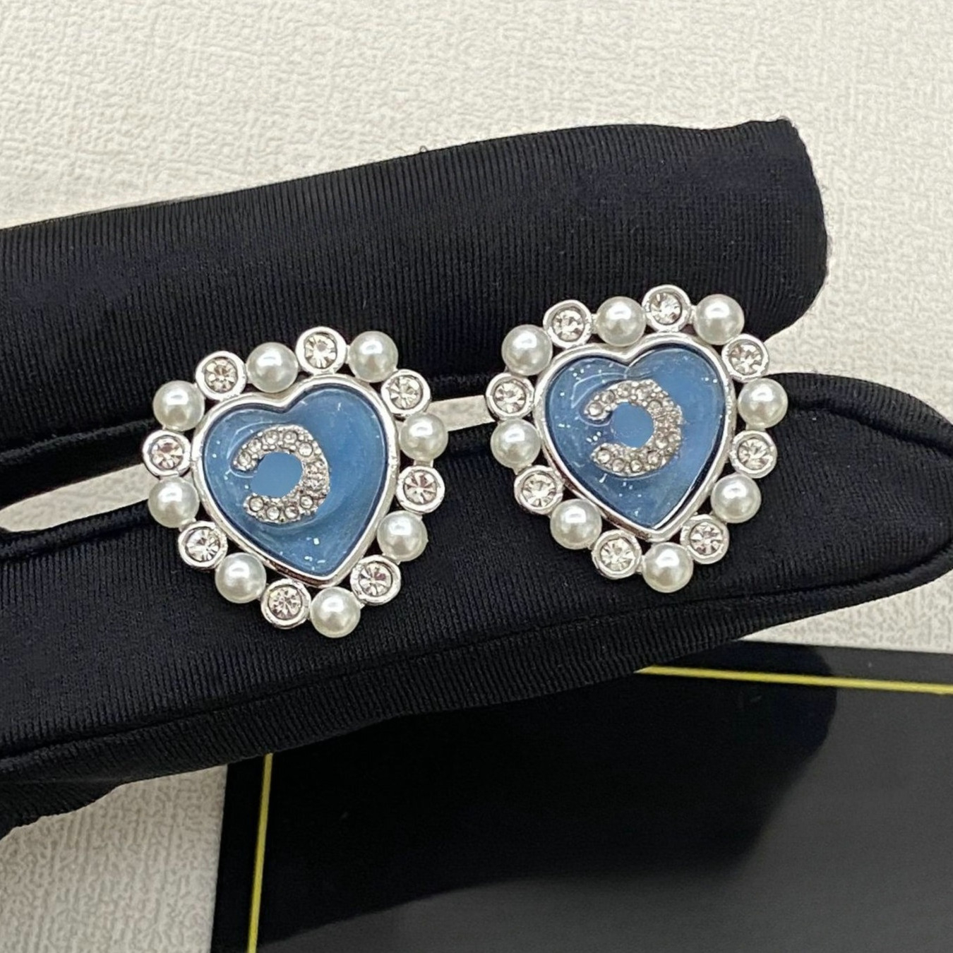 Brand sweet love stud earrings for women earrings Designer Jewelry Fashion Party Studs Engagement Gifts
