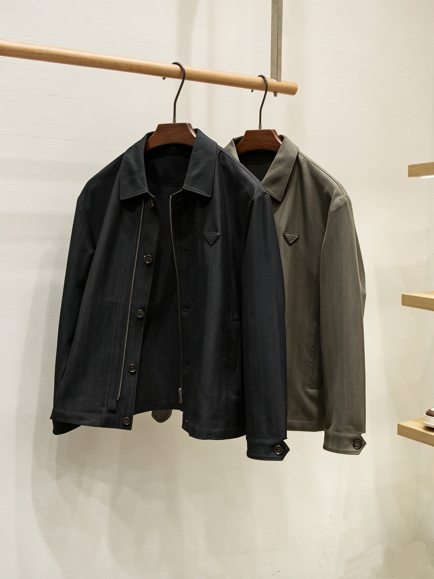 Pd Version High Fashion Style Spring Autumn Casual Lapel Jacket With Zipper And Button Closure For Men