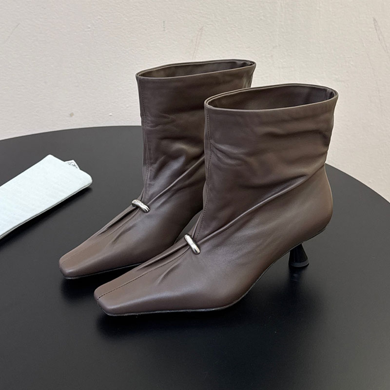 Designers Solid Ankle Boots Womens Metal Buckle Western Boots Ladie Classic Elegant Vintage Thin Heels boots Leather Outsole Sizes 35 41