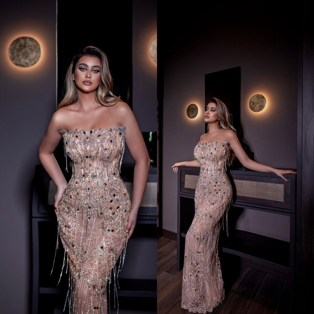 Luxurious Sequins Prom Dresses Crystal Mermaid Evening Dresses Strapless Tassel Beaded Party Gown Sleeveless Customized Vestidos De Noche Plus Size