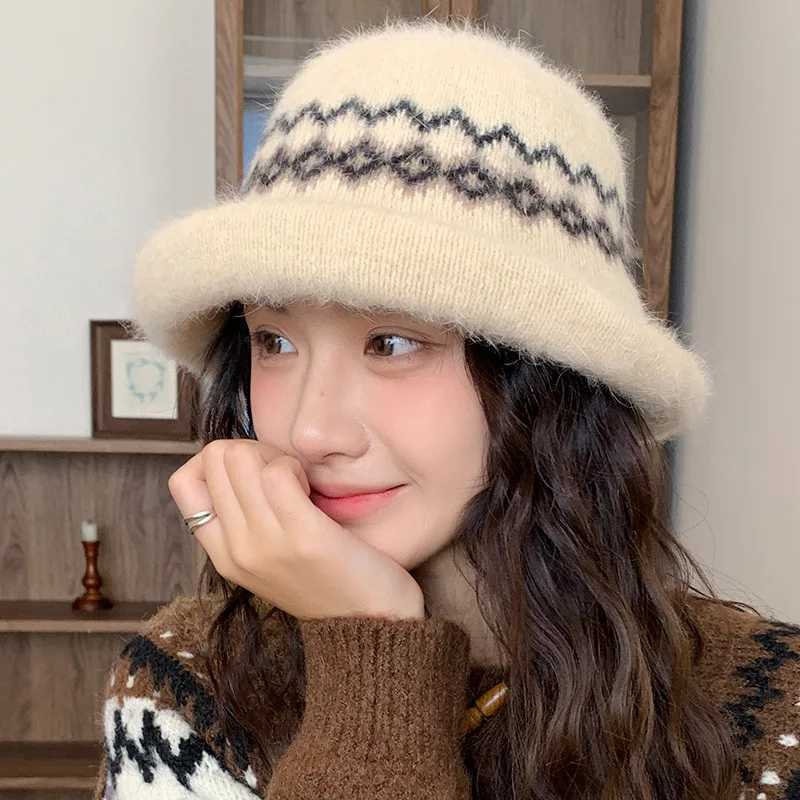 1pc Leisure Warm Stylish Bucket Hat Winter Outdoor Windproof Three-dimensional Multifunctional Fishman Hat for Daily Wear Casual Z260922