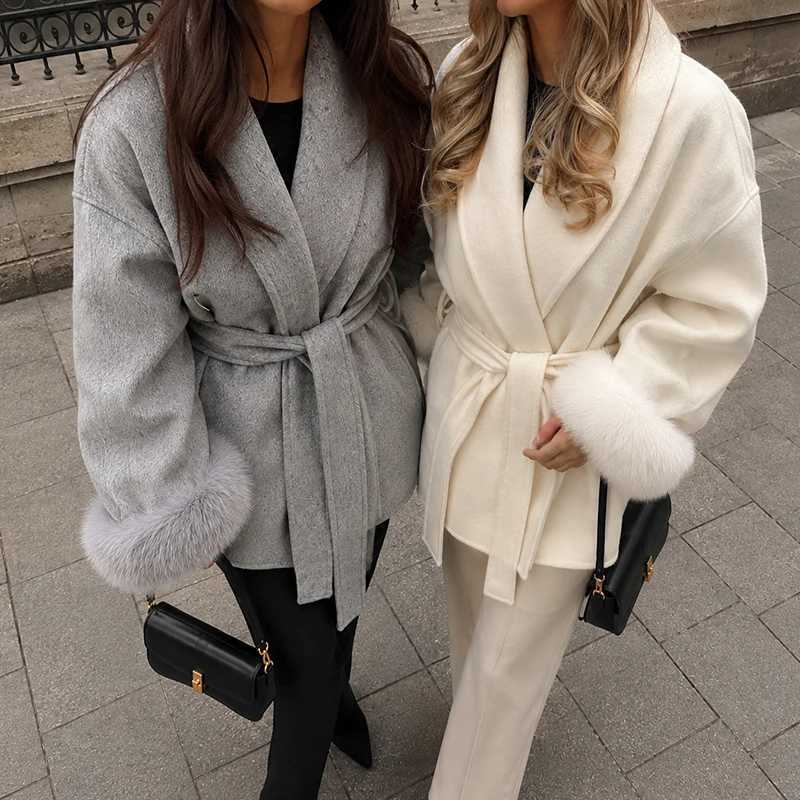 TARUXY Fur Woolen Coats Women's Short Coat Office Lady Removable Elegant Double-sided Wool Overcoat 2025 New Cardigan Jacket S260923BV37